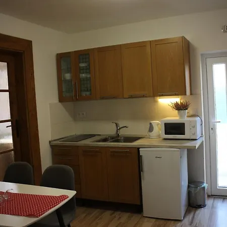 Apartmanovy Dom Maria アパート